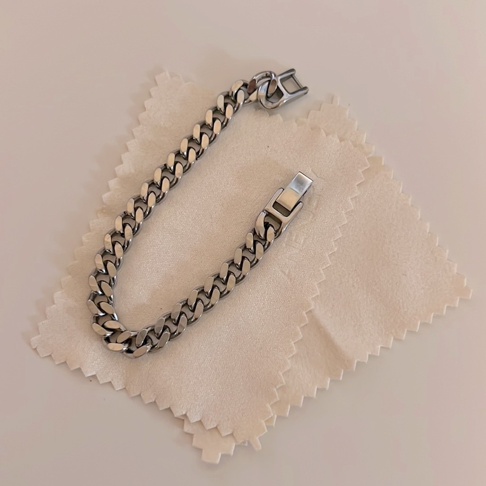 Stainless Steel Anti-Tarnish Clasp Curb Chain Bracelet